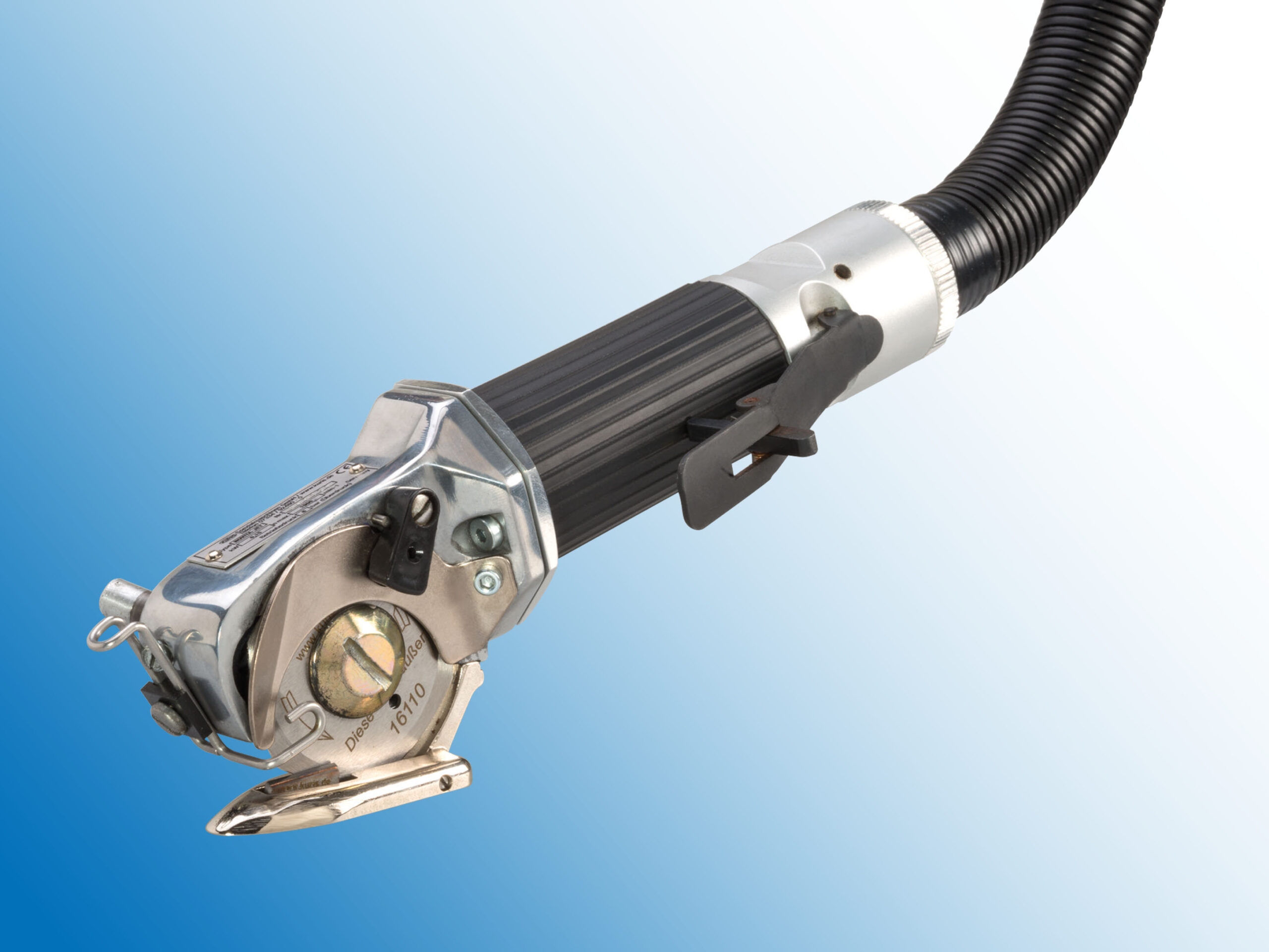 Hand Cutters - i2Europe - Technical Machinery Solutions